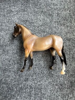 Breyer Traditional Scale Foundation Stallion Model Horse Figure Toy